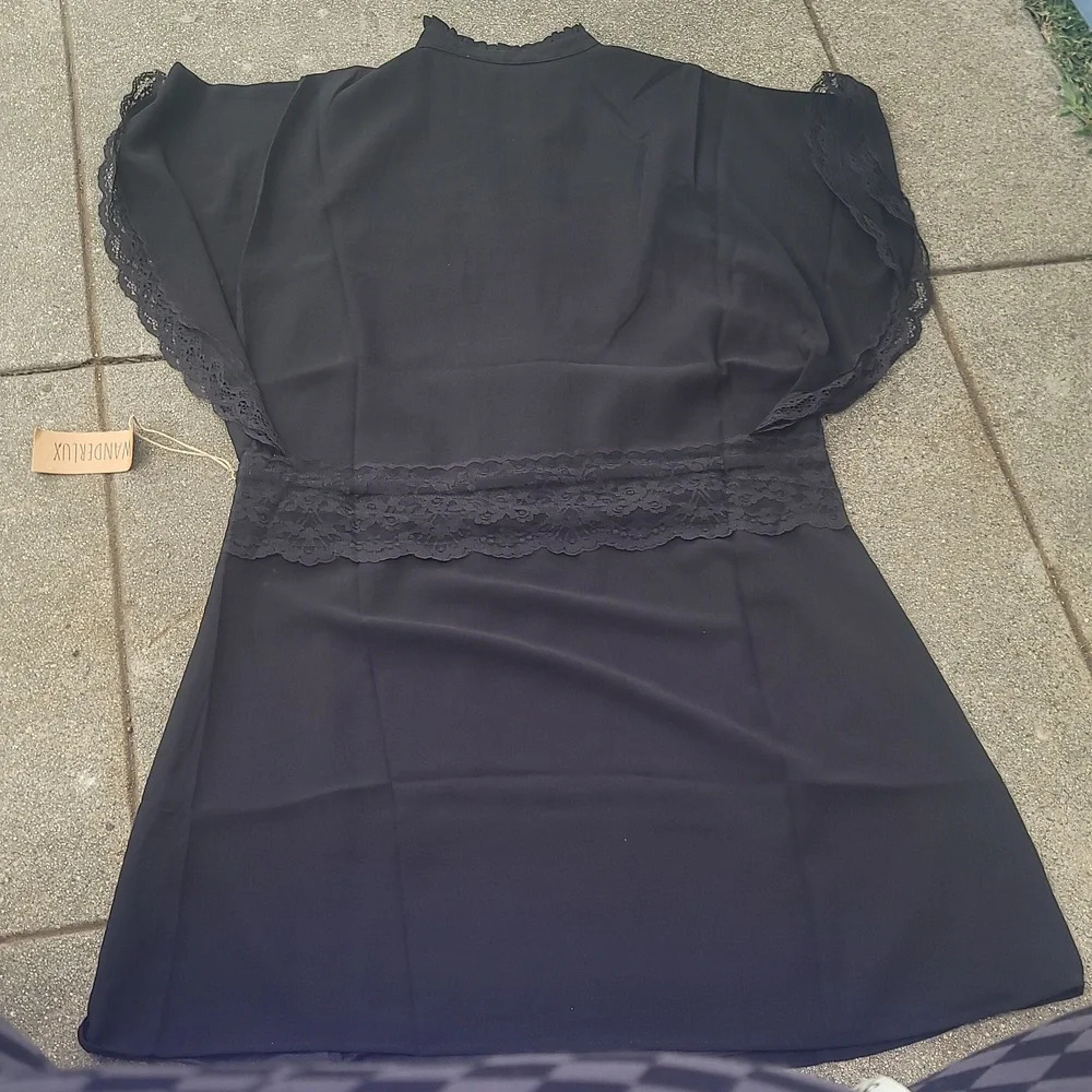 WANDERLUX black lace festival date dress small nwt kimono sleeve keyhole neck - Picture 3 of 7